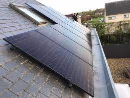 zonnepanelen op leien dak